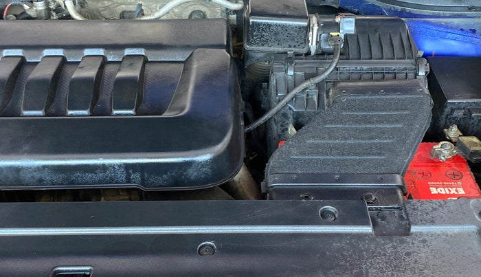 2022 Mahindra XUV700 AX 7 LUXURY D MT 7 STR, Diesel, Manual, 58,100 km, Engine View - Left