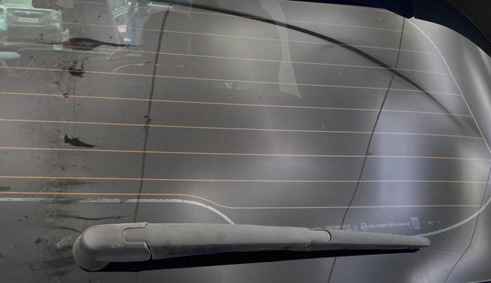 2022 Mahindra XUV700 AX 7 LUXURY D MT 7 STR, Diesel, Manual, 58,100 km, Rear Wiper