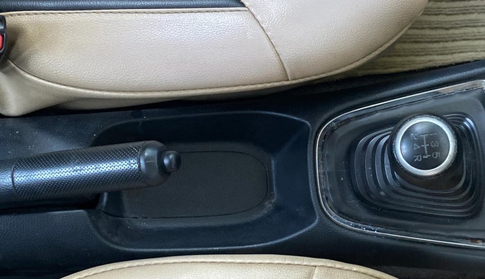 2019 Honda Amaze 1.2L I-VTEC VX, Petrol, Manual, 33,004 km, Gear Lever