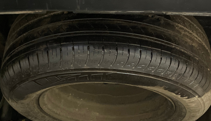 2022 KIA CARENS LUXURY PLUS 1.4 PETROL 7 STR, Petrol, Manual, 43,820 km, Spare Tyre