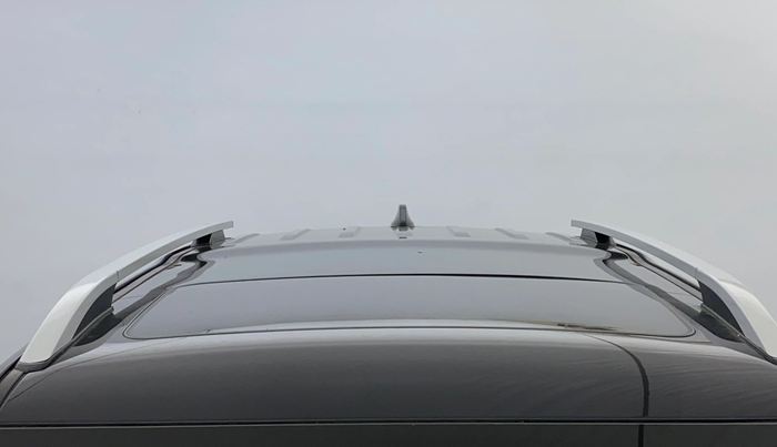 2022 Mahindra SCORPIO-N Z8 L PETROL AT 7 STR, Petrol, Automatic, 37,579 km, Moonroof/ Sunroof