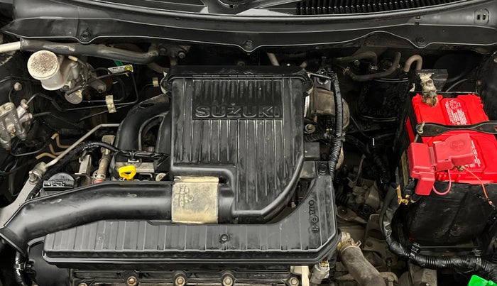 2016 Maruti Swift LXI (O), Petrol, Manual, 71,822 km, Engine View