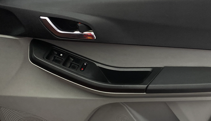2021 Tata Tiago XZA PLUS PETROL, Petrol, Automatic, 60,348 km, Driver Side Door Panels Control