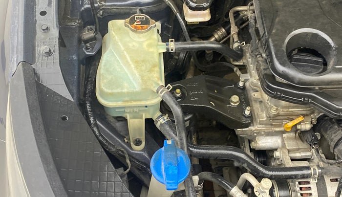 2019 Hyundai VENUE SX PLUS 1.0 TURBO DCT, Petrol, Automatic, 52,745 km, Engine View - Right