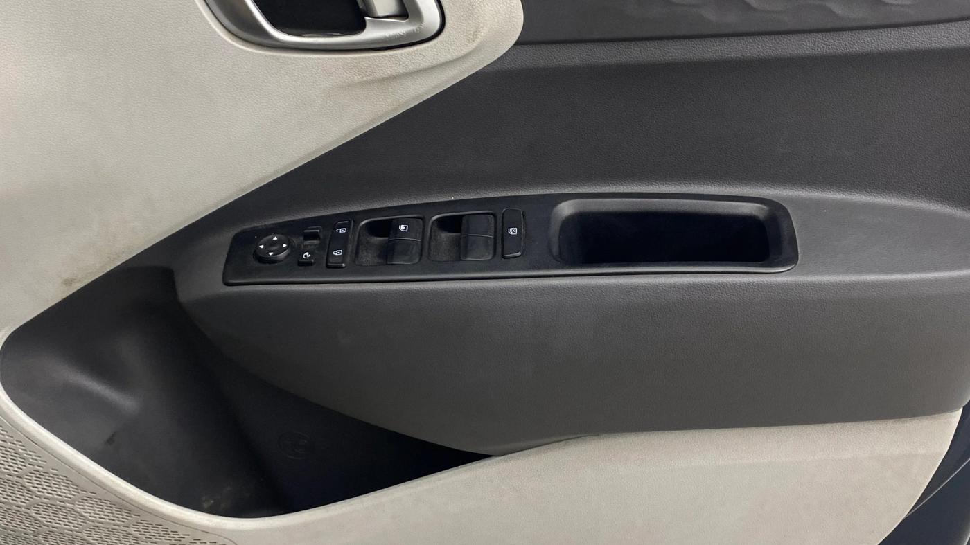 2020 Hyundai GRAND I10 NIOS SPORTZ AMT 1.2 KAPPA VTVT, Petrol, Automatic, 52,290 km, Driver Side Door Panels Control