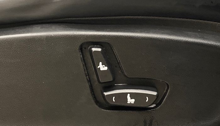 2021 MG HECTOR SHARP 1.5 DCT PETROL, Petrol, Automatic, 67,237 km, Driver Side Adjustment Panel