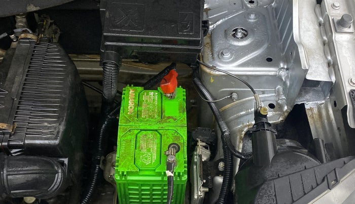 2017 Renault Kwid RXT 1.0, Petrol, Manual, 39,855 km, Engine View - Left