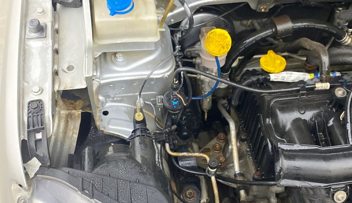 2017 Renault Kwid RXT 1.0, Petrol, Manual, 39,855 km, Engine View - Right