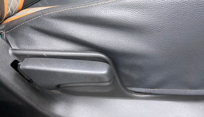 2014 Maruti Ritz VXI Elate Limited Edition, Petrol, Manual, 48,383 km, Driver Side Adjustment Panel