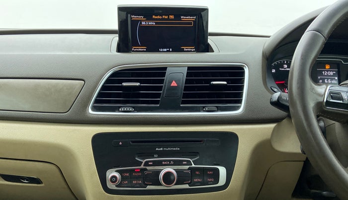 2014 Audi Q3 2.0 TDI MT S EDITION, Diesel, Manual, 94,146 km, Infotainment System
