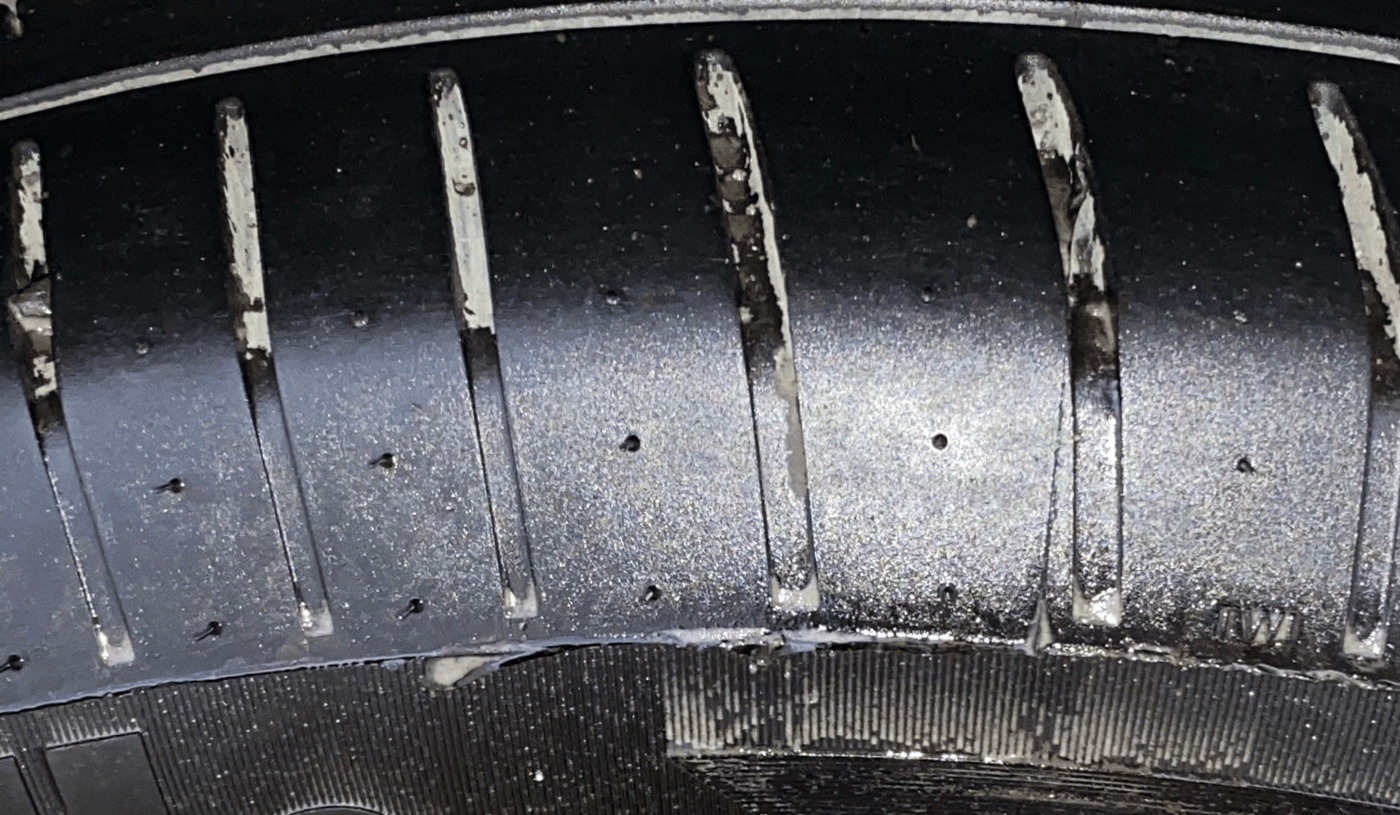 2018 Volkswagen Passat HIGHLINE DSG, Diesel, Automatic, 80,437 km, Right Front Tyre Tread