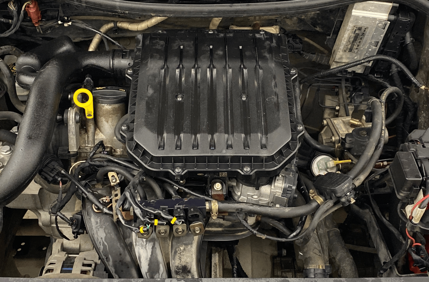 2018 Volkswagen Ameo TRENDLINE 1.0L, CNG, Manual, 1,32,995 km, Engine View