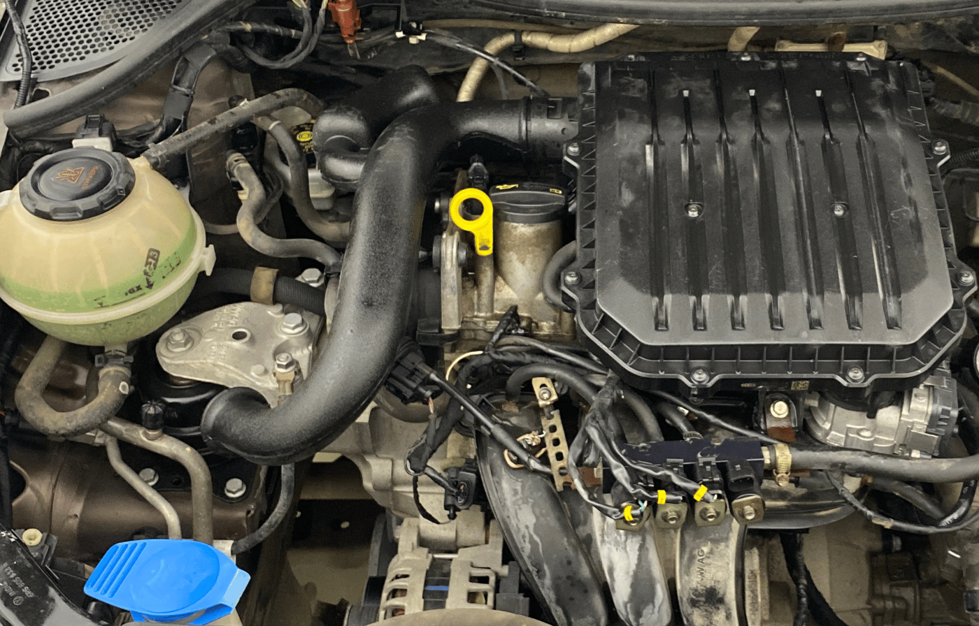 2018 Volkswagen Ameo TRENDLINE 1.0L, CNG, Manual, 1,32,995 km, Engine View - Right