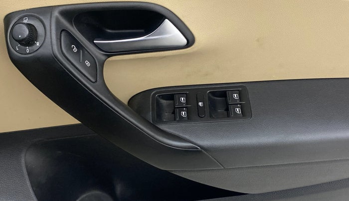 2020 Volkswagen Ameo HIGHLINE PLUS 1.5L 16 ALLOY, Diesel, Manual, 64,879 km, Driver Side Door Panels Control