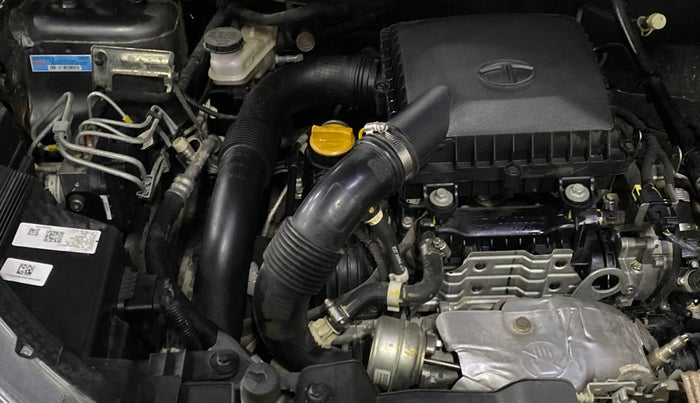 2022 Tata NEXON XMA SUNROOF PETROL, Petrol, Automatic, 27,827 km, Engine View - Right