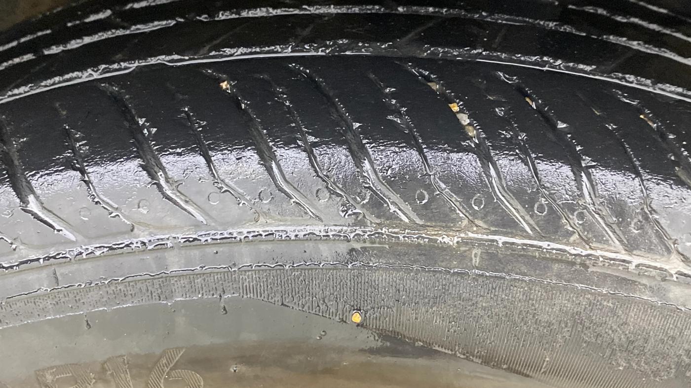 2022 Nissan MAGNITE XL, Petrol, Manual, 71,144 km, Left Rear Tyre Tread