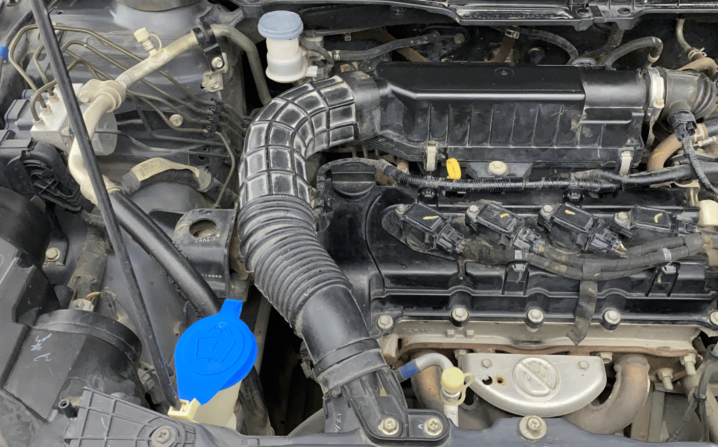 2020 Maruti Vitara Brezza LXI, Petrol, Manual, 77,545 km, Engine View - Right