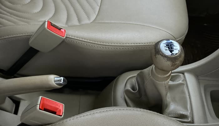 2015 Maruti Ertiga VXI CNG, CNG, Manual, 81,031 km, Gear Lever