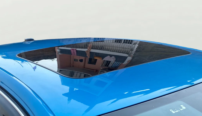 2022 Skoda SLAVIA STYLE 1.0L TSI AT, Petrol, Automatic, 40,559 km, Moonroof/ Sunroof