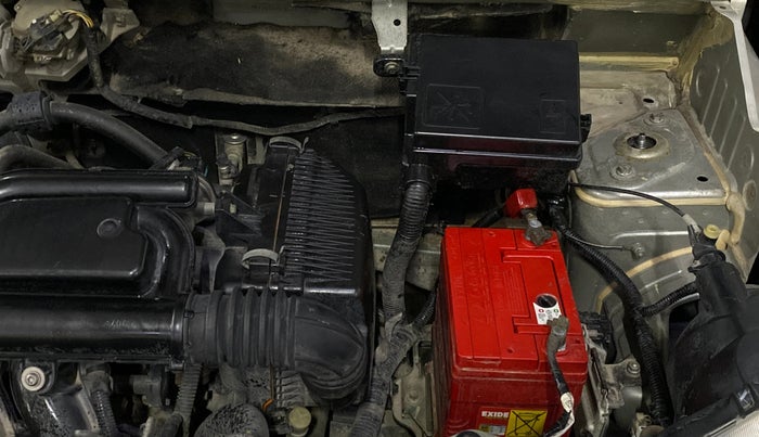 2016 Renault Kwid RXT 0.8, Petrol, Manual, 95,157 km, Engine View - Left