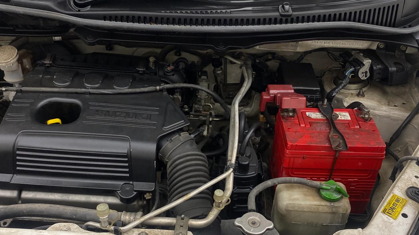2016 Maruti Wagon R 1.0 VXI, Petrol, Manual, 66,123 km, Engine View - Left