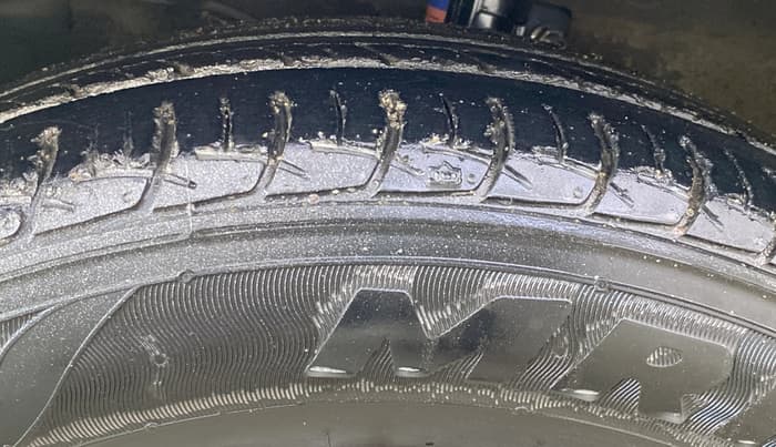 2017 Maruti Ciaz ZXI, Petrol, Manual, 36,855 km, Left Front Tyre Tread