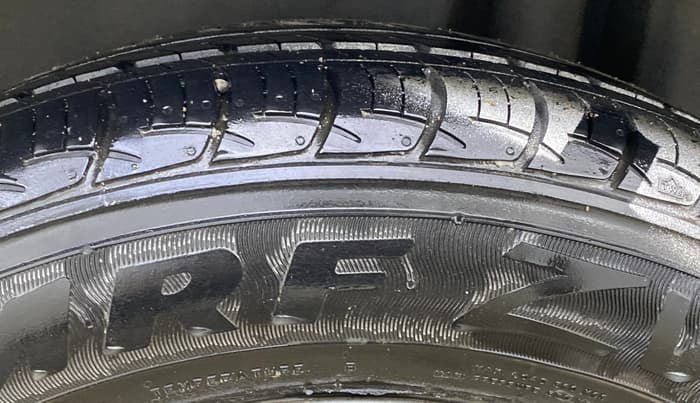 2017 Maruti Ciaz ZXI, Petrol, Manual, 36,855 km, Left Rear Tyre Tread
