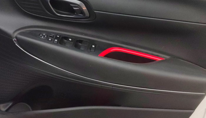 2023 Hyundai NEW I20 N LINE N8 1.0 TURBO GDI IMT, Petrol, Manual, 25,811 km, Driver Side Door Panels Control