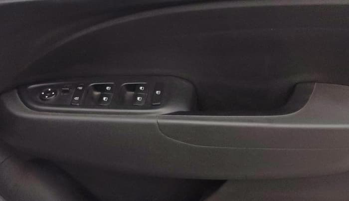 2019 Hyundai VENUE S 1.0 TURBO MT, Petrol, Manual, 62,014 km, Driver Side Door Panels Control