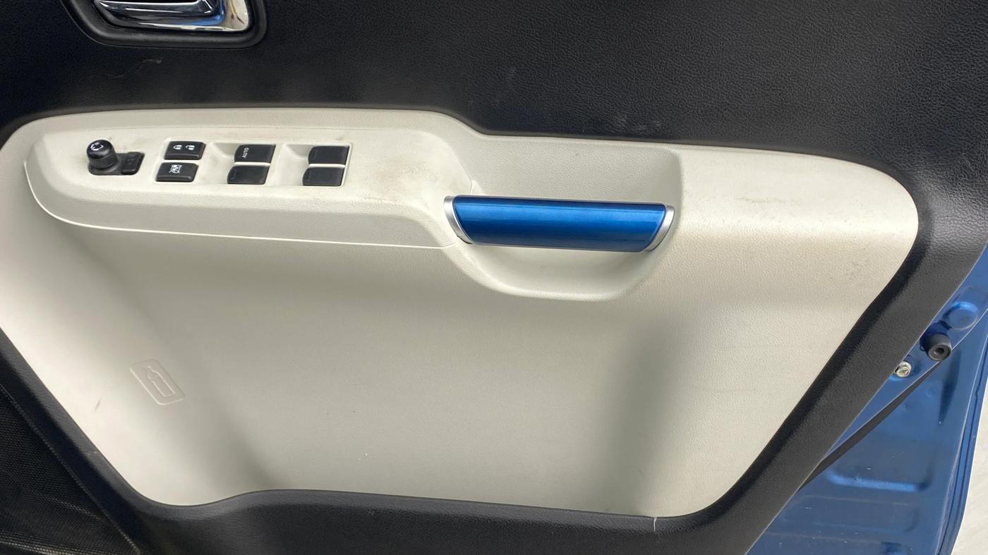 2018 Maruti IGNIS ZETA 1.2 AMT, Petrol, Automatic, 12,471 km, Driver Side Door Panels Control