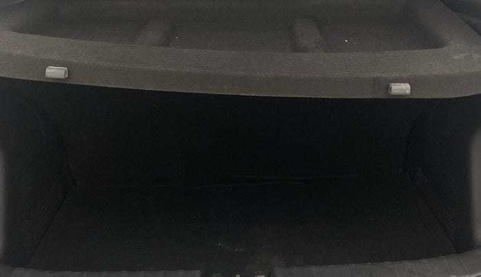 2022 KIA SONET HTK PLUS 1.0 IMT, Petrol, Manual, 76,414 km, Boot Inside