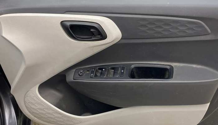 2022 Hyundai GRAND I10 NIOS MAGNA 1.2 KAPPA VTVT, Petrol, Manual, 65,523 km, Driver Side Door Panels Control