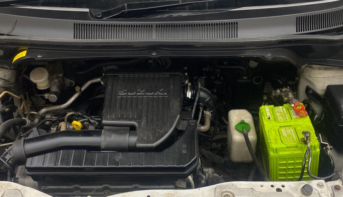 2014 Maruti Ritz ZXI, Petrol, Manual, 84,960 km, Engine View
