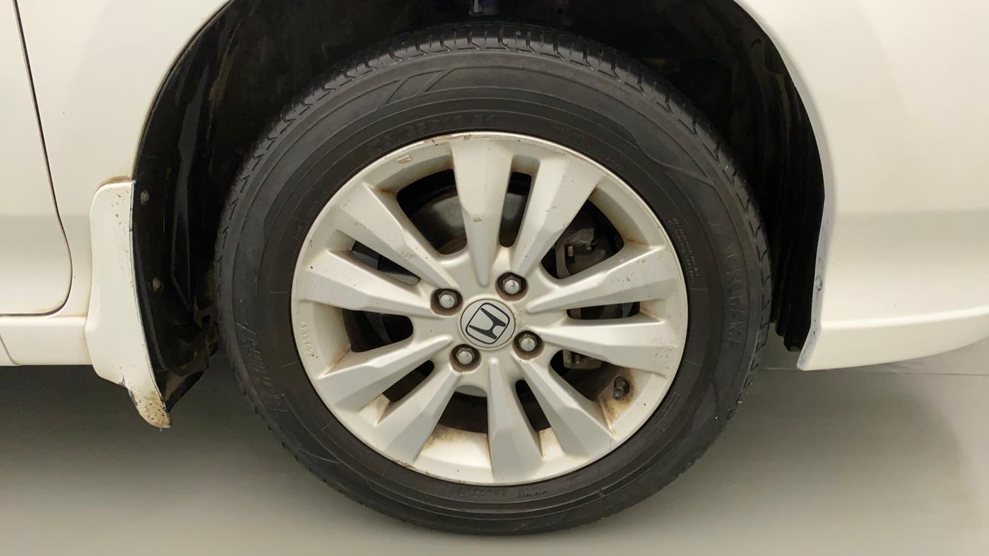 2013 Honda City 1.5L I-VTEC V MT, Petrol, Manual, 1,11,836 km, Right Front Wheel