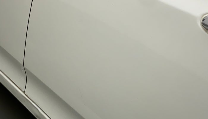 2013 Honda City 1.5L I-VTEC V MT, Petrol, Manual, 1,11,836 km, Rear left door - Minor scratches