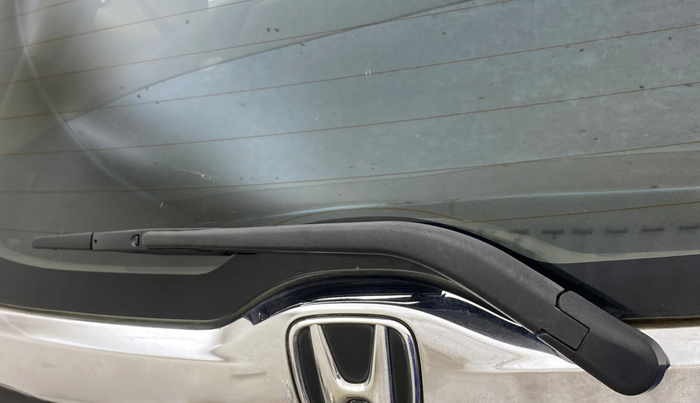 2017 Honda Jazz 1.2L I-VTEC V, Petrol, Manual, 1,00,405 km, Rear Wiper