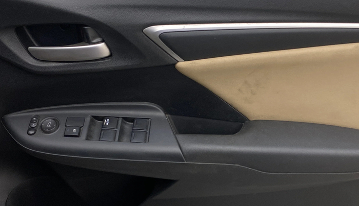 2017 Honda Jazz 1.2L I-VTEC V, Petrol, Manual, 1,00,405 km, Driver Side Door Panels Control