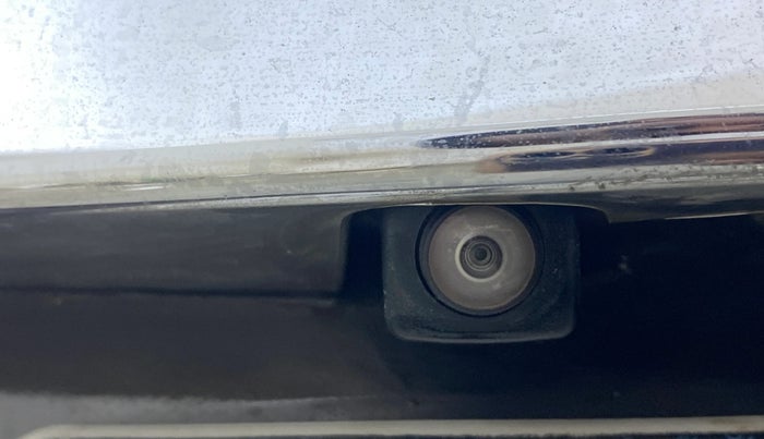 2017 Honda Jazz 1.2L I-VTEC V, Petrol, Manual, 1,00,405 km, Parking Camera