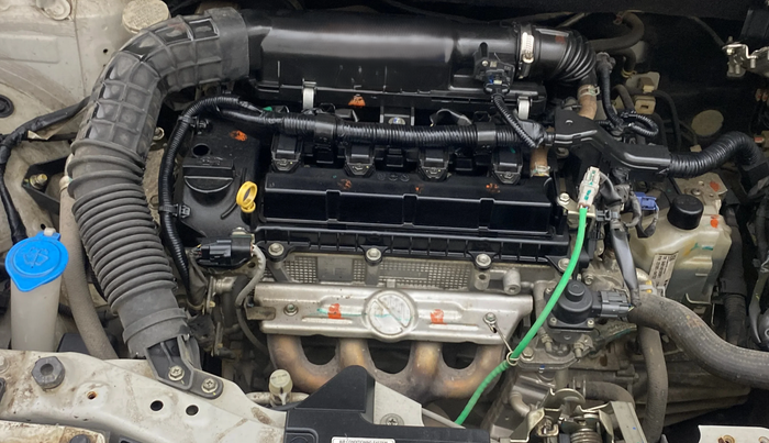 2021 Maruti Dzire VXI AMT, Petrol, Automatic, 75,490 km, Engine View - Right