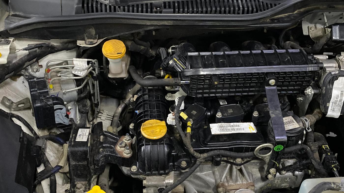 2023 Tata ALTROZ XM PLUS SUNROOF CNG, CNG, Manual, 25,460 km, Engine View - Right