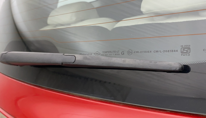 2023 Mahindra XUV700 AX 7 LUXURY P AT 7 STR, Petrol, Automatic, 4,791 km, Rear Wiper