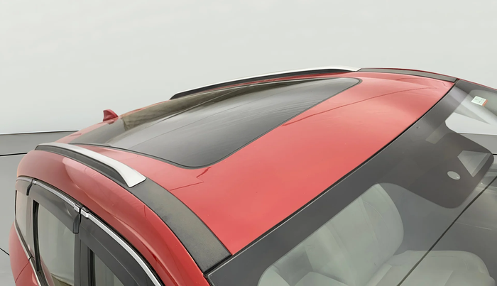 2023 Mahindra XUV700 AX 7 LUXURY P AT 7 STR, Petrol, Automatic, 4,791 km, Moonroof/ Sunroof