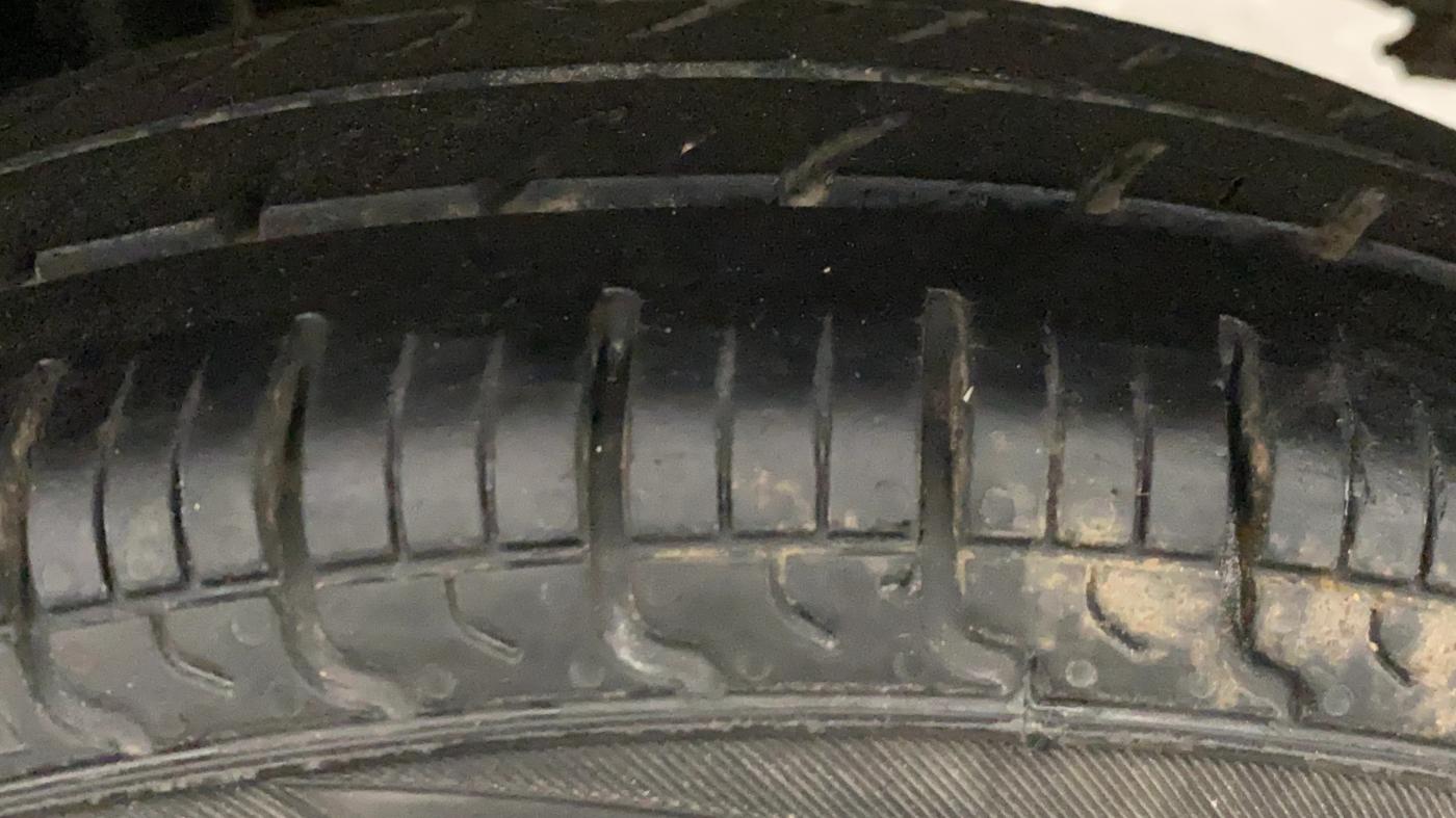 2019 Maruti Alto VXI, Petrol, Manual, 66,530 km, Left Rear Tyre Tread