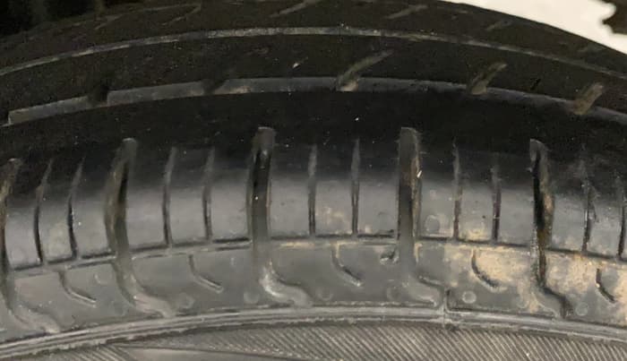 2019 Maruti Alto VXI, Petrol, Manual, 66,530 km, Left Rear Tyre Tread