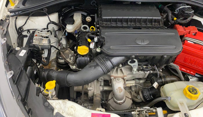 2024 Tata Tiago XT Rhythm CNG, CNG, Manual, 16,209 km, Engine View - Right