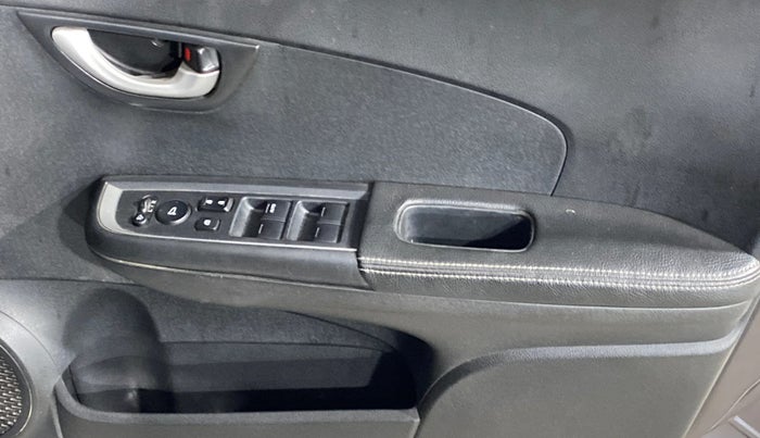 2019 Honda BR-V 1.5L I- DTEC VX, Diesel, Manual, 89,267 km, Driver Side Door Panels Control