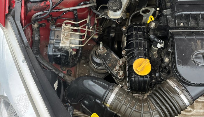 2018 Tata Tiago XZA PETROL, Petrol, Automatic, 48,566 km, Engine View - Right