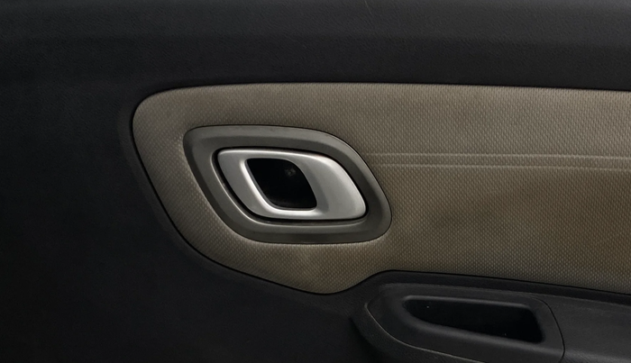 2020 Datsun Redi Go T(O) 1.0, Petrol, Manual, 58,153 km, Driver Side Door Panels Control