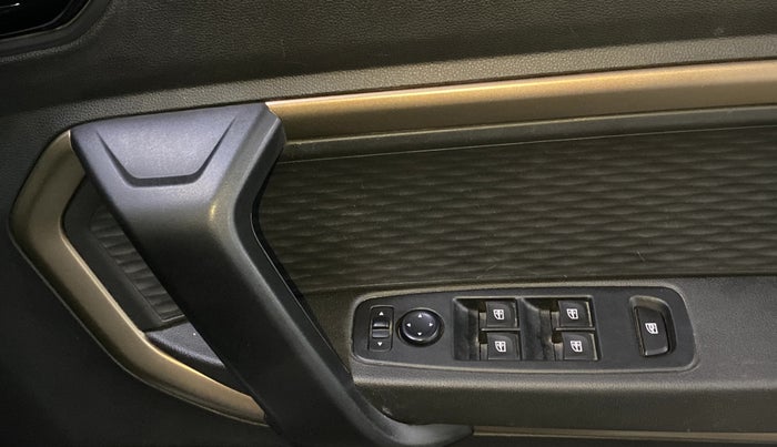 2021 Renault Kiger RXT MT, Petrol, Manual, 35,144 km, Driver Side Door Panels Control