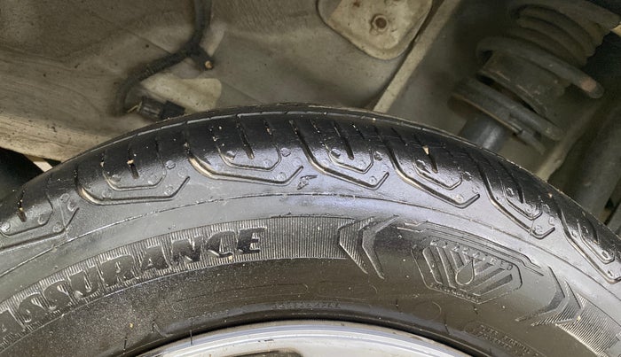2022 Tata Tiago XM CNG, CNG, Manual, 45,892 km, Right Rear Tyre Tread